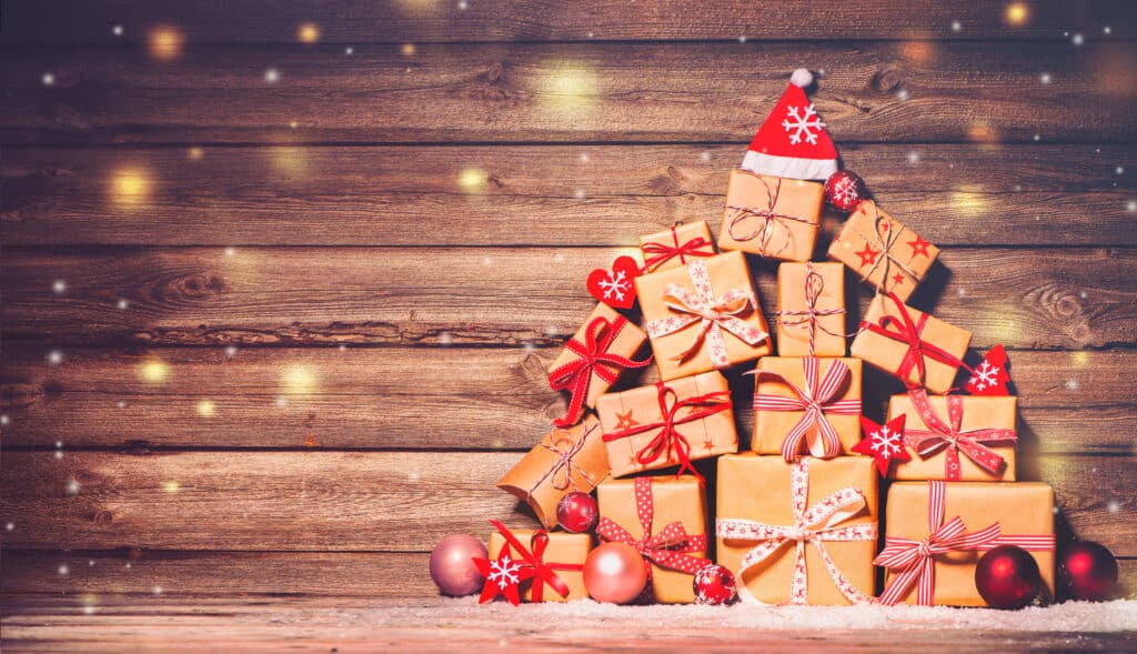 reducing the cost of Christmas