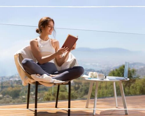 A Guide to Mindful Living in a Hyperconnected World