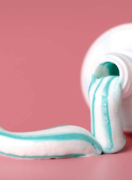 5 Toothpaste Ingredients You’d Be Wise to Avoid 