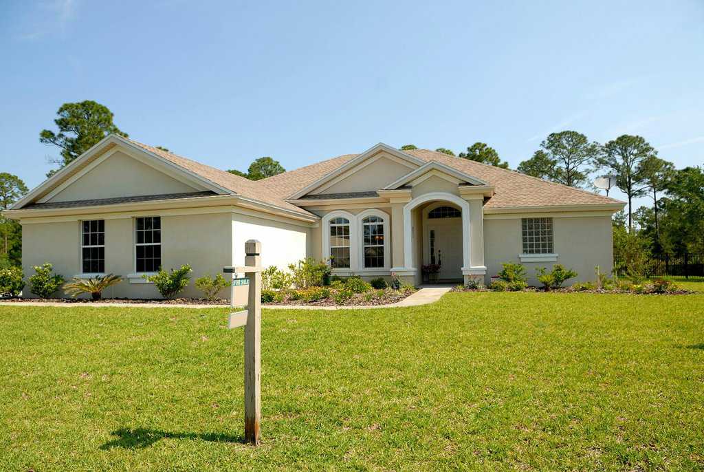 Keeping up with exterior design trends isn’t just about aesthetics; it’s a smart investment.