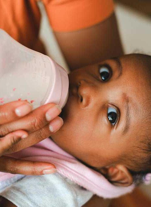 How to Use a Wearable Breast Pump in the Workplace