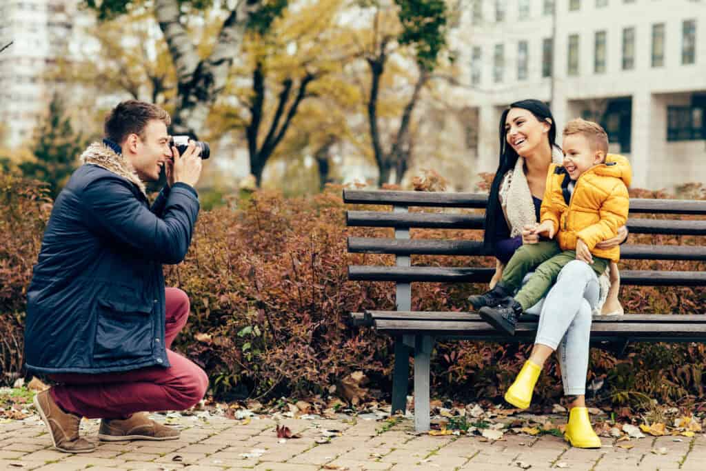 outdoor locations for family portraits