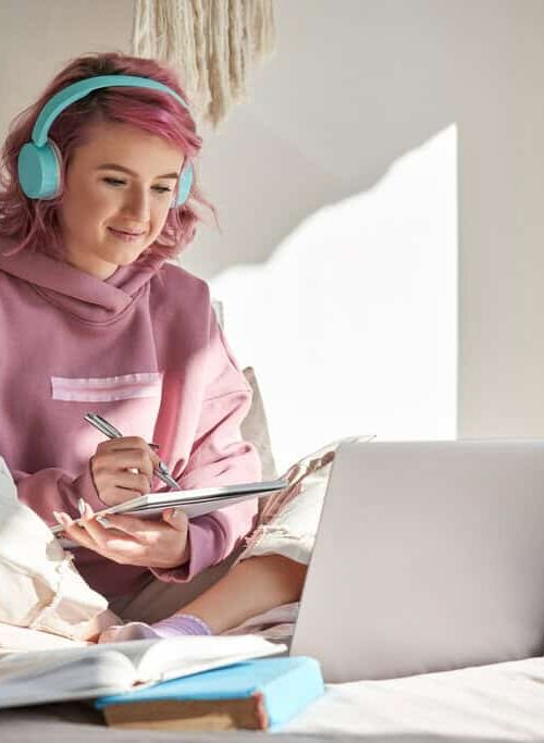 How Can An Online Tutor Help My Child Prepare For Exams