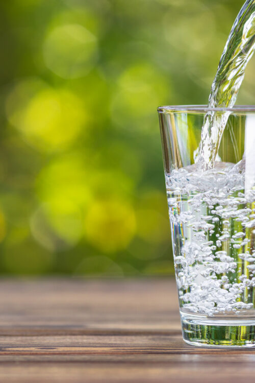 The Benefits of 2.2 Litre Water Bottles and Choosing the Right Wholesale Bottle Suppliers