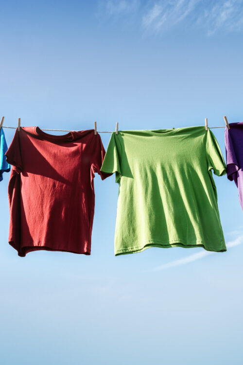 Expert reveals five drying tricks to prevent wrinkles without ironing 