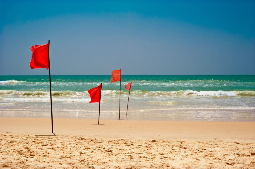 Top 10 Red Flags in Relationships You Shouldn’t Ignore