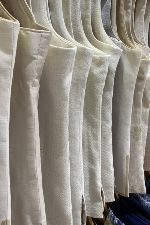 Nehru Jackets in Silk vs Linen: What Works Best for You? 