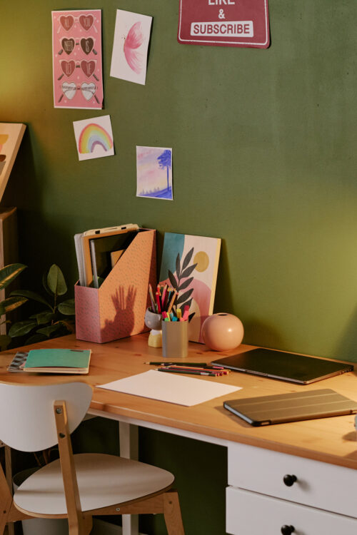 How to Create the Perfect Study Space at Home 