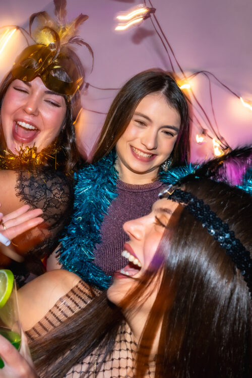 How a Party QR Code Keeps Every Candid Moment in One Shared Album 