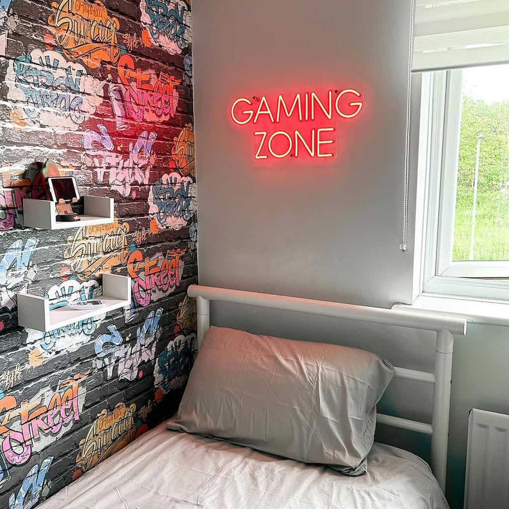 Illuminate your home decor and create ambiance with neon signs - Life ...